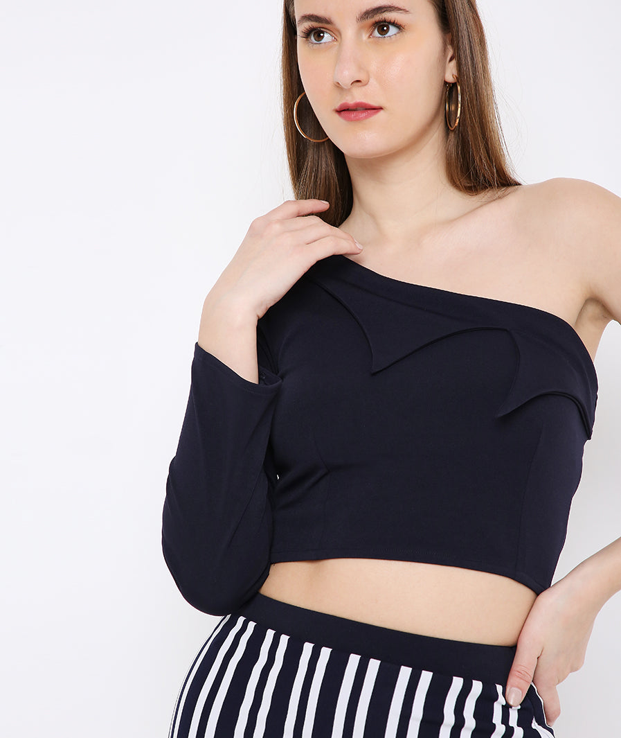 Black 3D Collar OffShoulder Crop Top